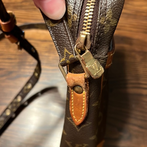 Louis Vuitton Crossbody Danue PM - Picture 6 of 16